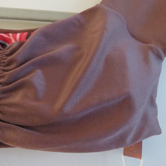MAAJI Shimmering Cognac Cumbia Reversible Off Shoulder Bikini Top Size US M NWT - Picture 12 of 15
